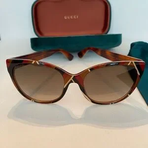 Gucci | Accessories | Gucci Womens Brown And Navy  display picture 3